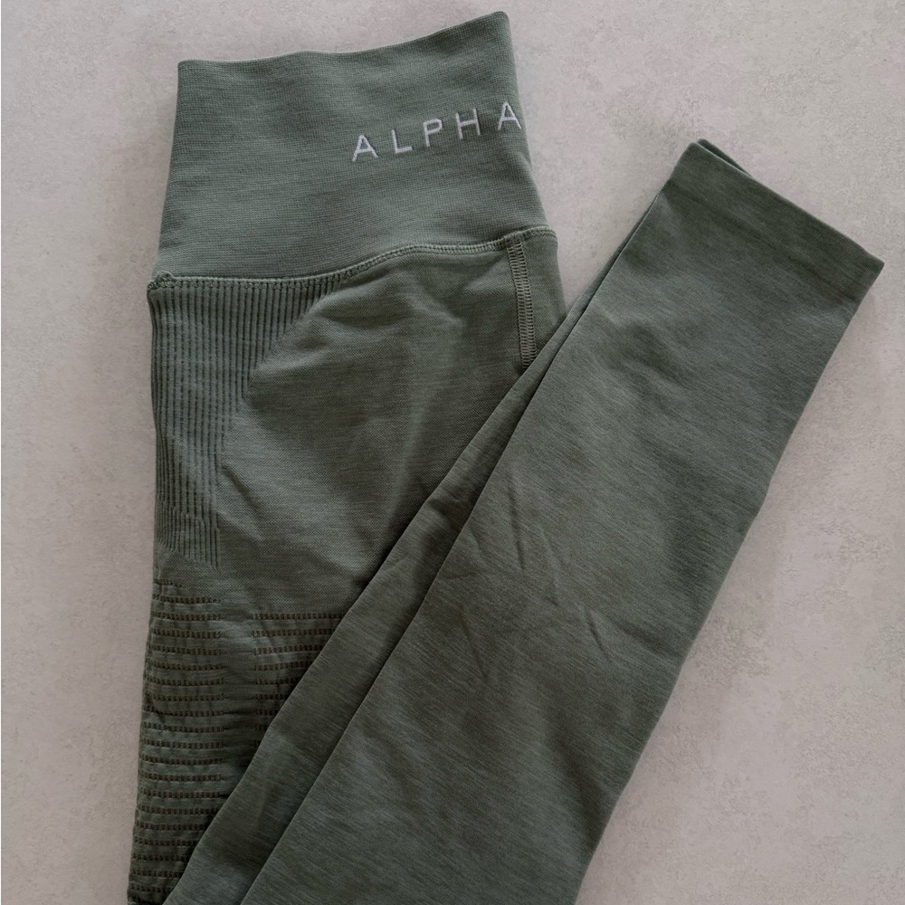 Alphalete leggings